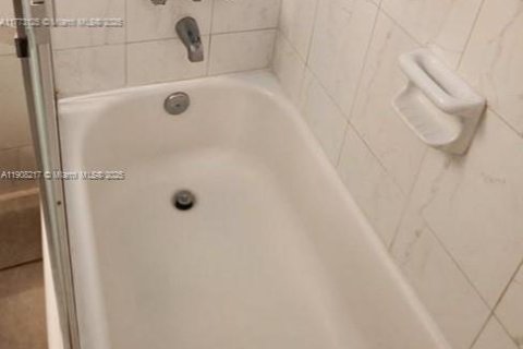 Copropriété à louer à Aventura, Floride: 1 chambre, 71.35 m2 № 1964159 - photo 27