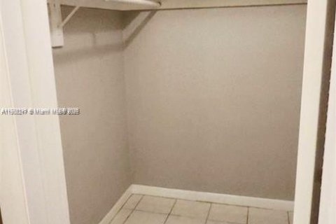 Copropriété à louer à Aventura, Floride: 1 chambre, 71.35 m2 № 1964159 - photo 19