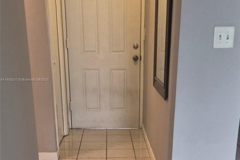 Copropriété à louer à Aventura, Floride: 1 chambre, 71.35 m2 № 1964159 - photo 26