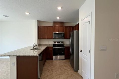 Touwnhouse à louer à Davenport, Floride: 3 chambres, 135.92 m2 № 2094613 - photo 3
