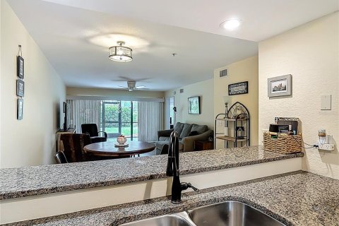 Condo in New Smyrna Beach, Florida, 2 bedrooms  № 1831585 - photo 7