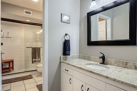 Condo in New Smyrna Beach, Florida, 2 bedrooms  № 1831585 - photo 15
