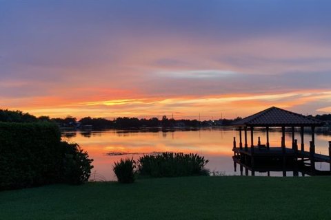 Villa ou maison à vendre à Orlando, Floride: 3 chambres, 214.33 m2 № 2116880 - photo 4
