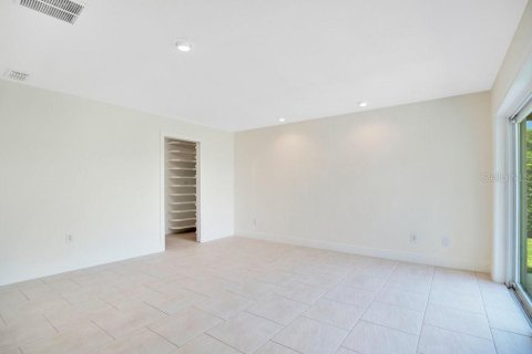 Villa ou maison à vendre à Orlando, Floride: 3 chambres, 214.33 m2 № 2116880 - photo 23