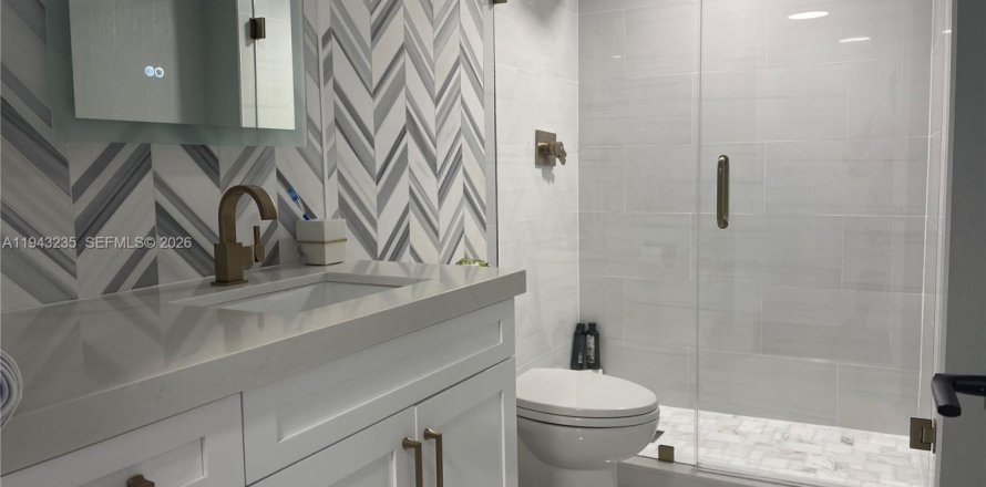 Condo à Miami Beach, Floride, 2 chambres  № 2059833