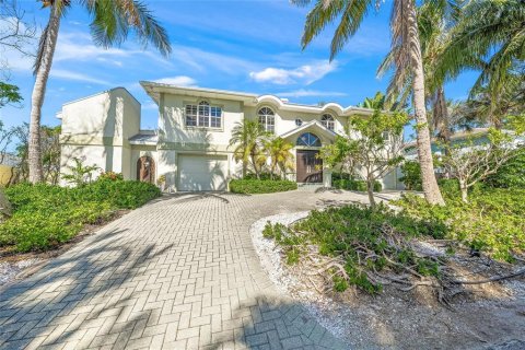 Casa en venta en Longboat Key, Florida, 3 dormitorios, 260.5 m2 № 2151680 - foto 4