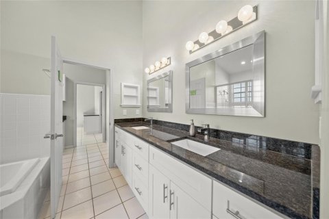 Casa en venta en Longboat Key, Florida, 3 dormitorios, 260.5 m2 № 2151680 - foto 29
