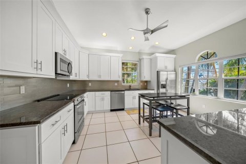 Casa en venta en Longboat Key, Florida, 3 dormitorios, 260.5 m2 № 2151680 - foto 18