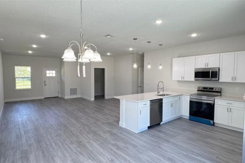 House in Ocala, Florida 4 bedrooms, 170.29 sq.m. № 1793239 - photo 4