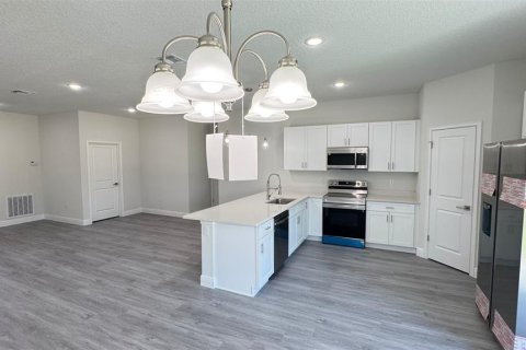House in Ocala, Florida 4 bedrooms, 170.29 sq.m. № 1793239 - photo 5