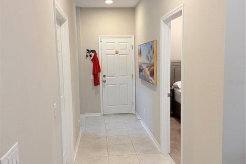 Villa ou maison à louer à Zephyrhills, Floride: 4 chambres, 242.94 m2 № 2385720 - photo 15