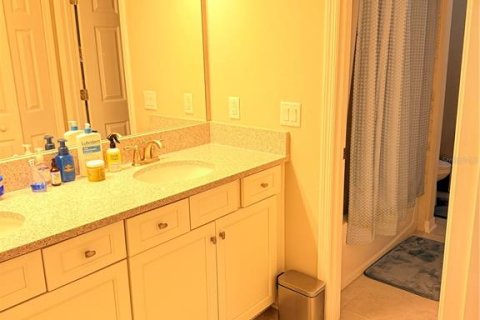 Villa ou maison à louer à Zephyrhills, Floride: 4 chambres, 242.94 m2 № 2385720 - photo 19