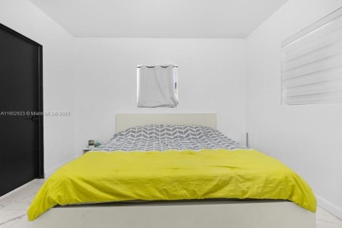 Casa en venta en Hollywood, Florida, 4 dormitorios, 119.84 m2 № 2056813 - foto 11