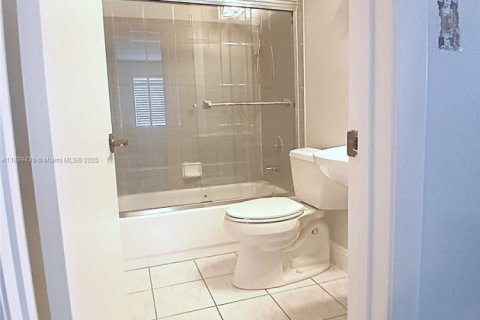 Villa ou maison à louer à Plantation, Floride: 3 chambres, 169.92 m2 № 1941494 - photo 13