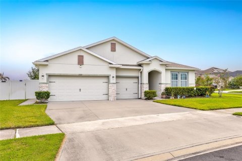Villa ou maison à vendre à Kissimmee, Floride: 4 chambres, 264.86 m2 № 2266724 - photo 3