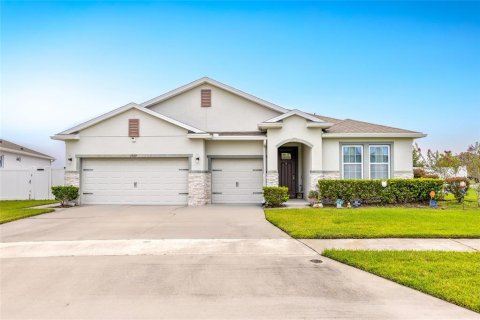 Villa ou maison à vendre à Kissimmee, Floride: 4 chambres, 264.86 m2 № 2266724 - photo 2