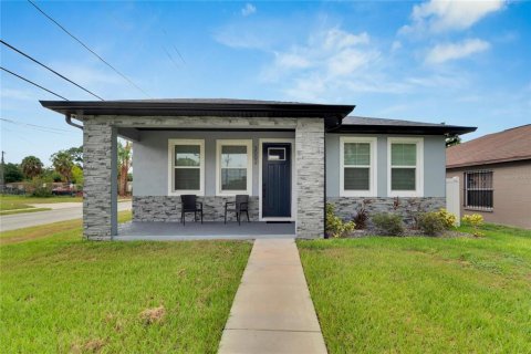 Casa en Tampa, Florida 3 dormitorios, 131.27 m2 № 2118958