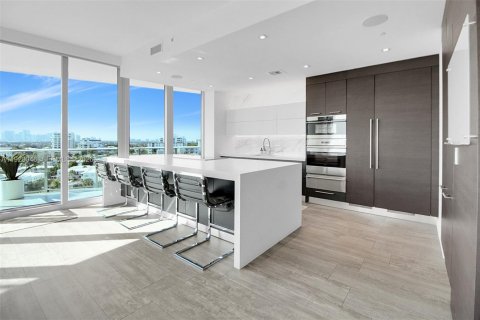 Купить кондоминиум в Форт-Лодердейл, Флорида 6 комнат, 243.96м2, № 1998213 - фото 29