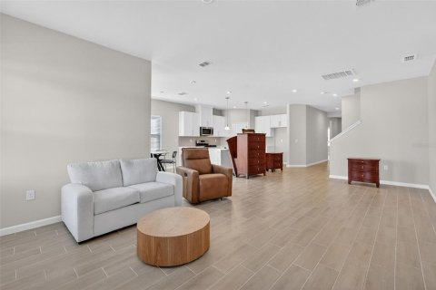 Casa en venta en Lady Lake, Florida, 4 dormitorios, 222.41 m2 № 2205955 - foto 21