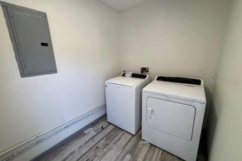 Apartamento en alquiler en Orange City, Florida, 3 dormitorios, 92.9 m2 № 1885759 - foto 17