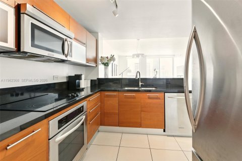 Снять в аренду кондоминиум в Майами, Флорида 1 спальня, 74.88м2, № 2024910 - фото 12
