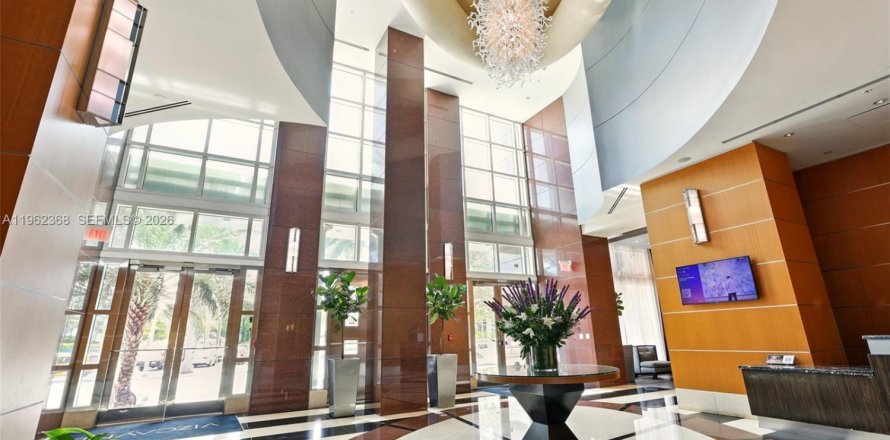 Кондоминиум с 1 спальней в Майами, Флорида № 2024910