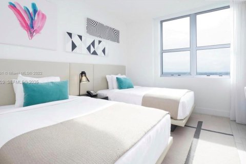 Condo in Hollywood, Florida, 2 bedrooms  № 2079396 - photo 9