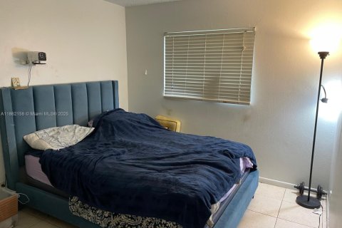 Copropriété à vendre à Oakland Park, Floride: 2 chambres, 56.58 m2 № 2022932 - photo 5