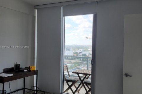 Copropriété à louer à Miami, Floride: 1 chambre, 73.3 m2 № 2024274 - photo 8