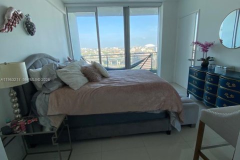 Copropriété à louer à Miami, Floride: 1 chambre, 73.3 m2 № 2024274 - photo 10