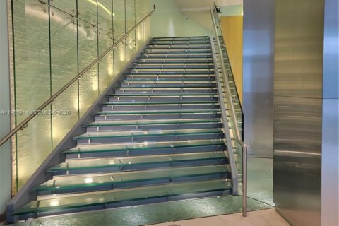 Copropriété à louer à Miami, Floride: 1 chambre, 73.3 m2 № 2024274 - photo 20