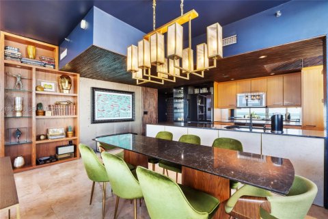 Condominio en alquiler en Miami Beach, Florida, 2 dormitorios, 125.42 m2 № 2006191 - foto 29
