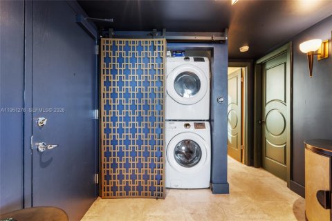 Condominio en alquiler en Miami Beach, Florida, 2 dormitorios, 125.42 m2 № 2006191 - foto 18