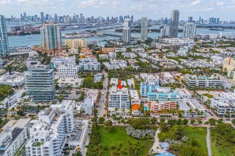 Condominio en alquiler en Miami Beach, Florida, 2 dormitorios, 125.42 m2 № 2006191 - foto 6