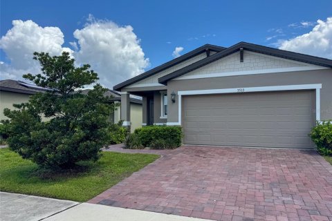 House in Poinciana, Florida 3 bedrooms, 137.87 sq.m. № 2198889 - photo 3