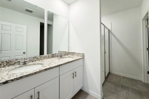 House in Poinciana, Florida 3 bedrooms, 137.87 sq.m. № 2198889 - photo 20