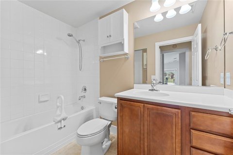 Duplex in Orlando, Florida 2 bedrooms, 158.68 sq.m. № 1899786 - photo 28