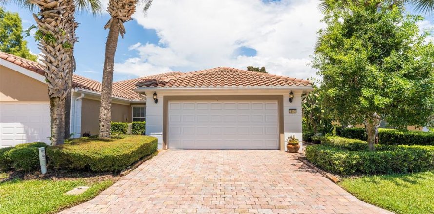 Duplex in Orlando, Florida 2 bedrooms, 158.68 sq.m. № 1899786