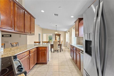 Duplex in Orlando, Florida 2 bedrooms, 158.68 sq.m. № 1899786 - photo 9