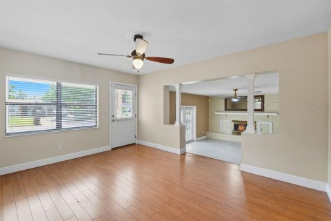 Casa en venta en Orlando, Florida, 3 dormitorios, 180.88 m2 № 1914880 - foto 17