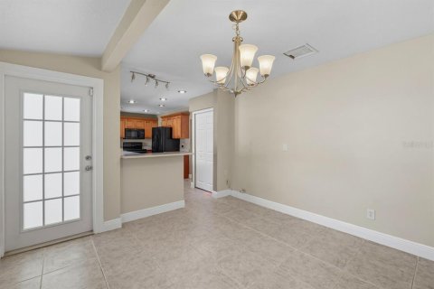 Casa en venta en Orlando, Florida, 3 dormitorios, 180.88 m2 № 1914880 - foto 16