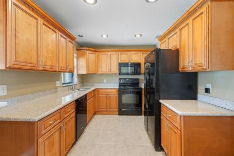 Casa en venta en Orlando, Florida, 3 dormitorios, 180.88 m2 № 1914880 - foto 12