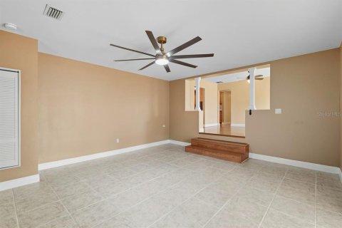 Casa en venta en Orlando, Florida, 3 dormitorios, 180.88 m2 № 1914880 - foto 22