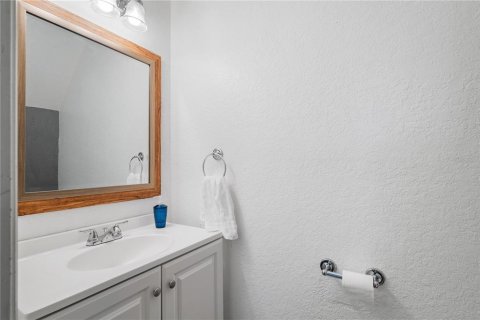 Adosado en venta en Tampa, Florida, 2 dormitorios, 102.56 m2 № 1751426 - foto 12