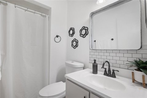 Adosado en venta en Tampa, Florida, 2 dormitorios, 102.56 m2 № 1751426 - foto 15