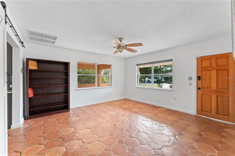 Casa en venta en Sarasota, Florida, 3 dormitorios, 141.03 m2 № 1556695 - foto 8