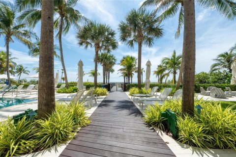 Condominio en venta en Pompano Beach, Florida, 2 dormitorios, 163.51 m2 № 2342967 - foto 21