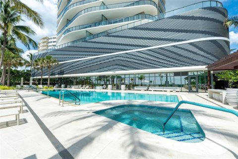 Condominio en venta en Pompano Beach, Florida, 2 dormitorios, 163.51 m2 № 2342967 - foto 22
