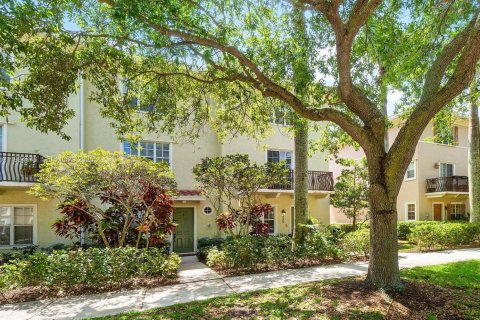 Купить таунхаус в Юпитер, Флорида 3 спальни, 181.44м2, № 1992540 - фото 2