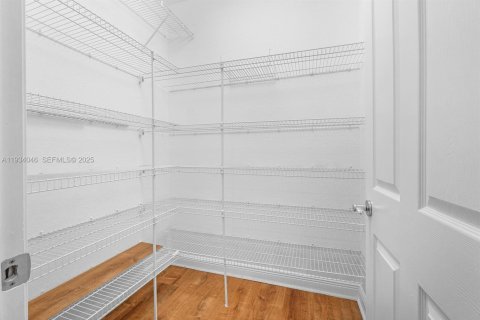 Купить таунхаус в Юпитер, Флорида 3 спальни, 181.44м2, № 1992540 - фото 22